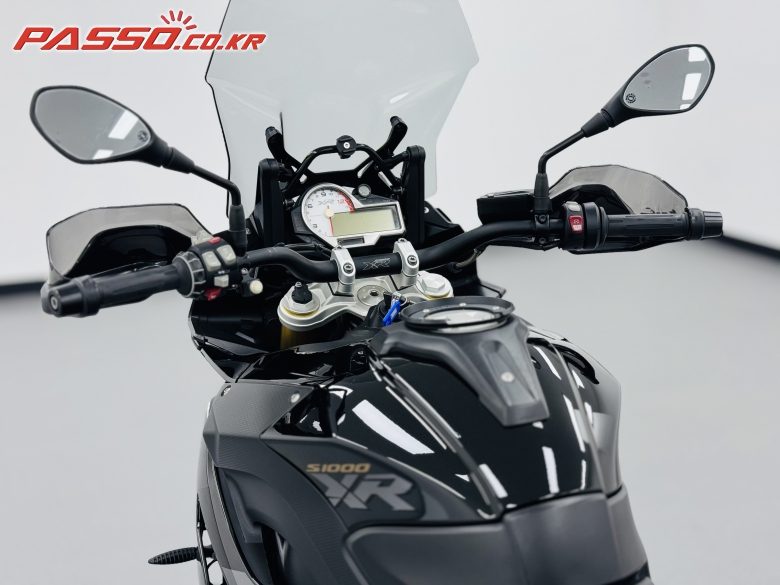 2019 BMW S 1000 XR 사진 4