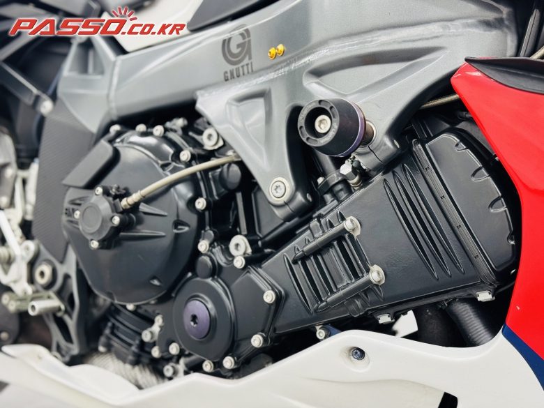 2010 BMW K 1300 R 사진 5