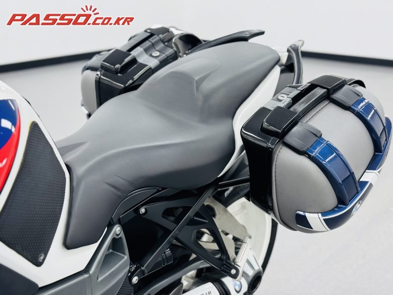 2010 BMW K 1300 R 사진 8