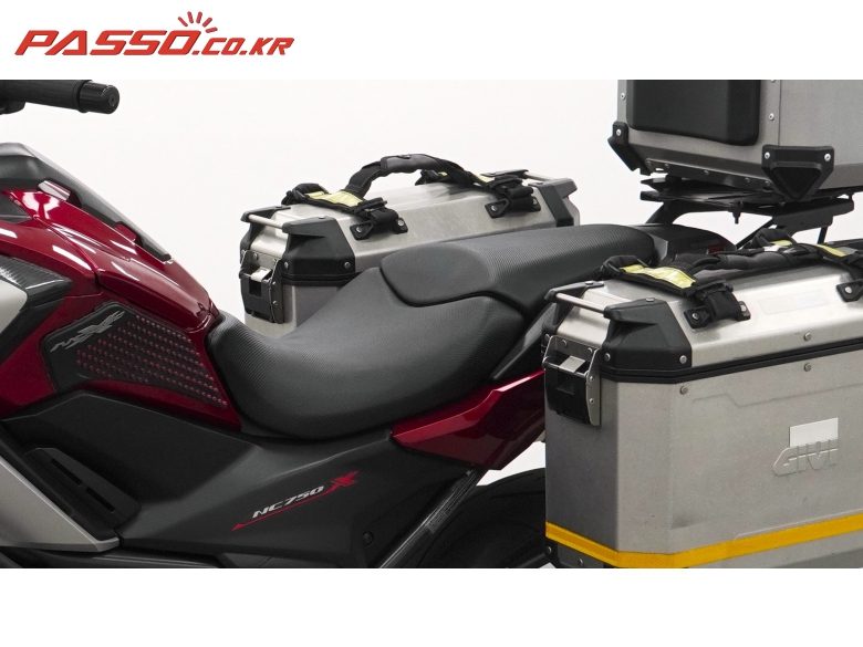 2018 혼다 NC 750 X 사진 8