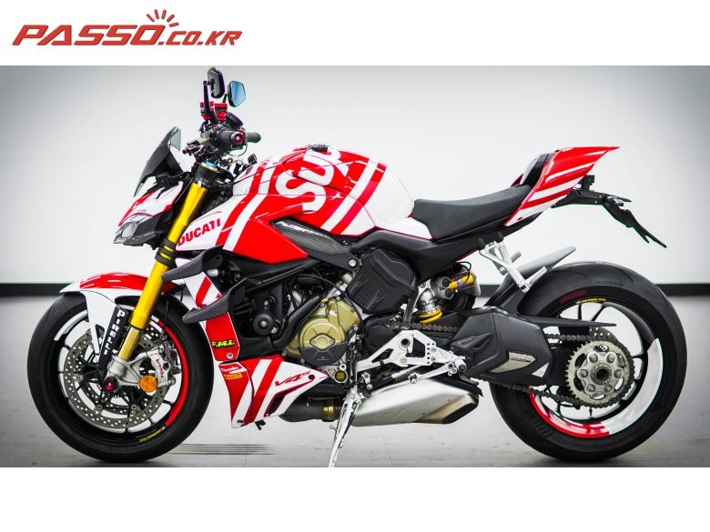 2022 두카티 스트리트파이터 V4 S 사진 2