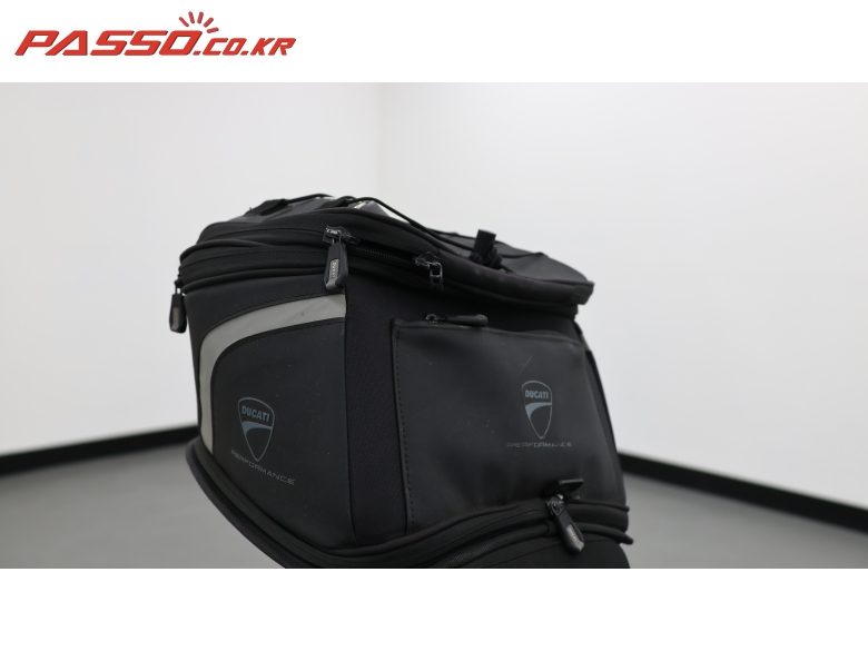 2021 두카티 멀티스트라다 V4 S 사진 16