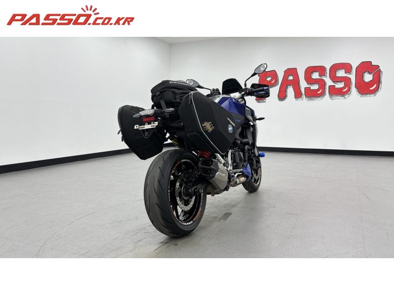 2021 BMW F 900 R 사진 3