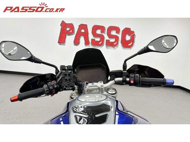 2021 BMW F 900 R 사진 4