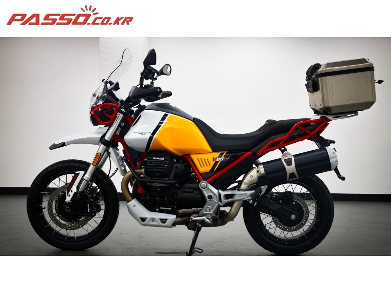 2023 모토구찌 V 85 TT 사진 2
