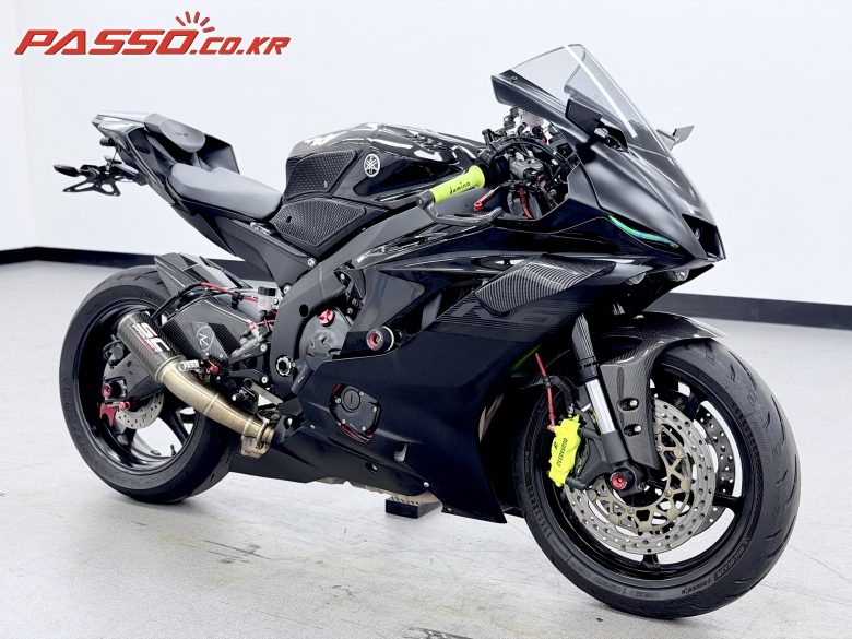 2020 야마하 YZF R6 사진 1