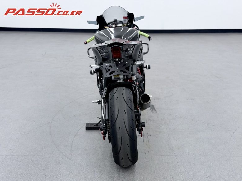 2020 야마하 YZF R6 사진 3