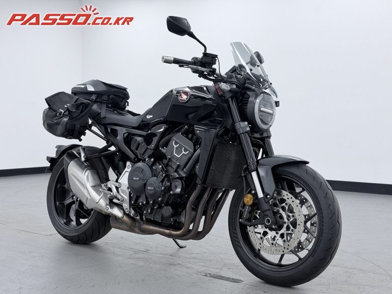 2020 혼다 CB 1000 R 사진 1