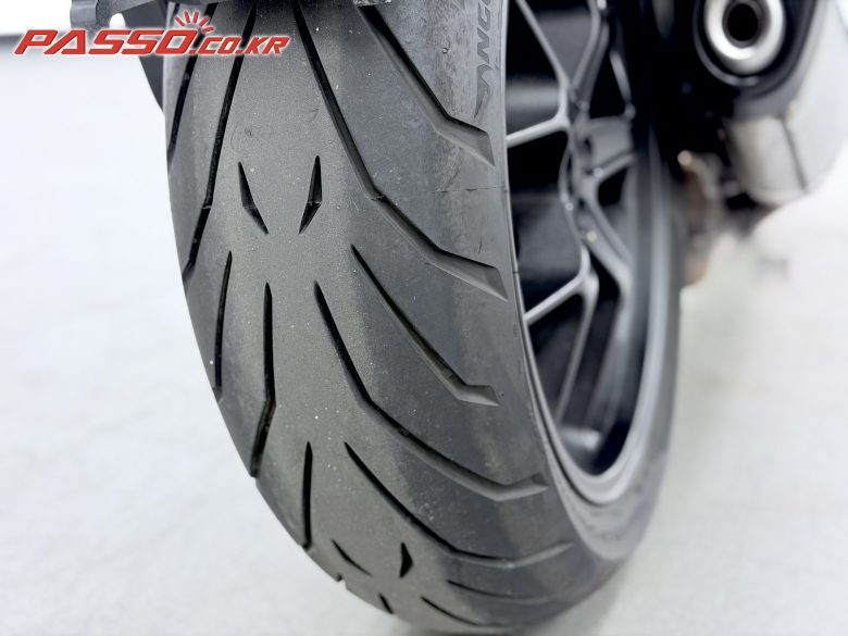 2020 혼다 CB 1000 R 사진 19