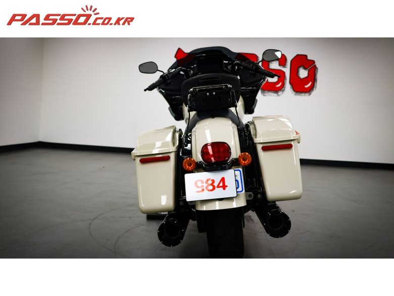 2023 할리데이비슨 로드 글라이드 ST 사진 3