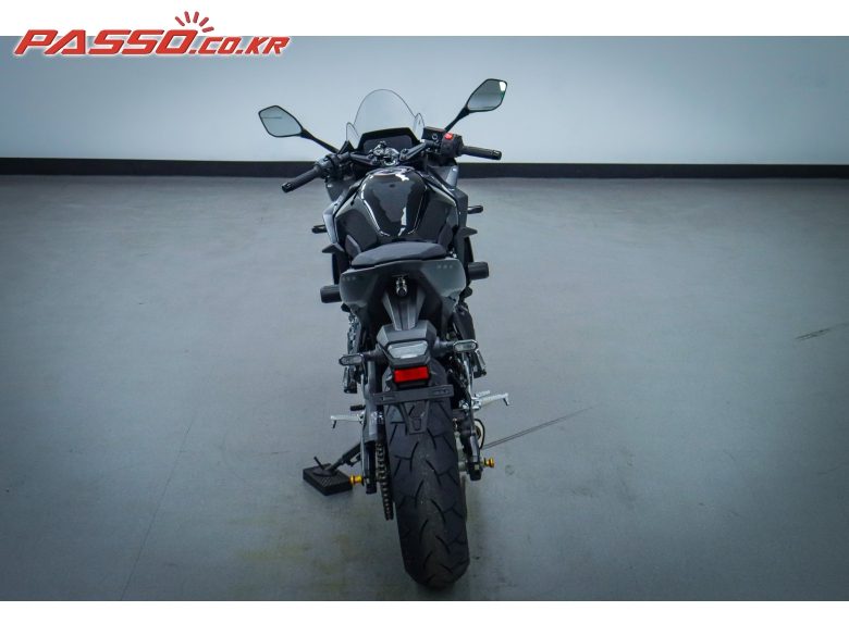2024 스즈키 GSX 8 R 사진 3
