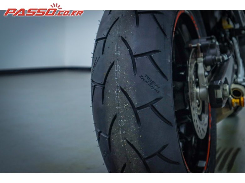 2024 스즈키 GSX 8 R 사진 17