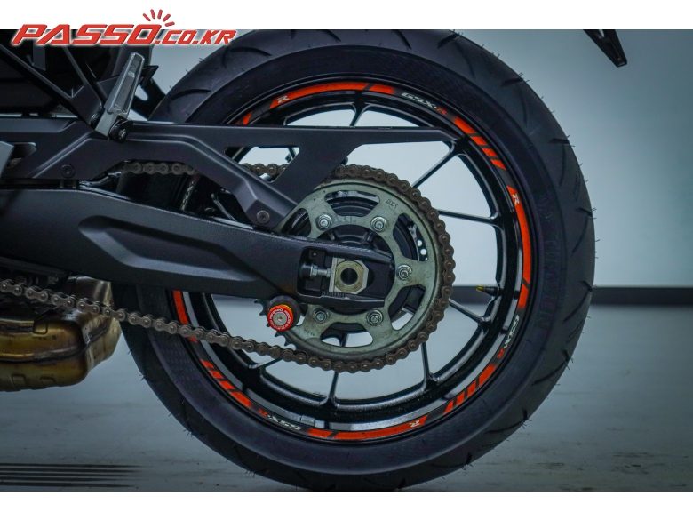 2024 스즈키 GSX 8 R 사진 19