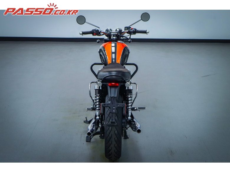 2020 트라이엄프 본네빌 T120 사진 3