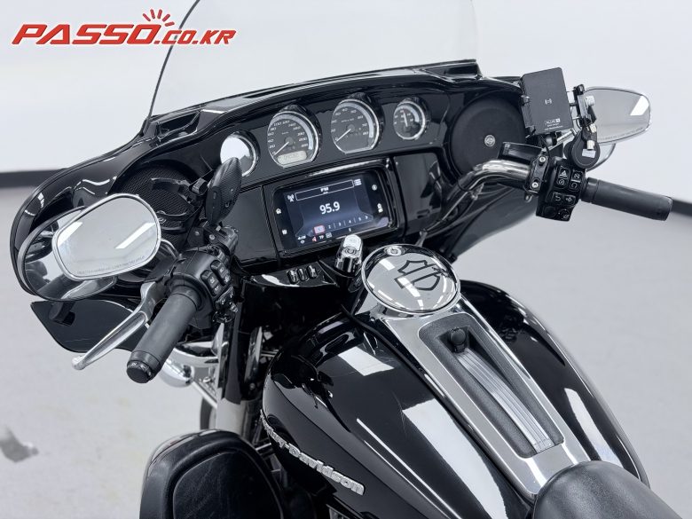 2022 할리데이비슨 울트라 리미티드 사진 4