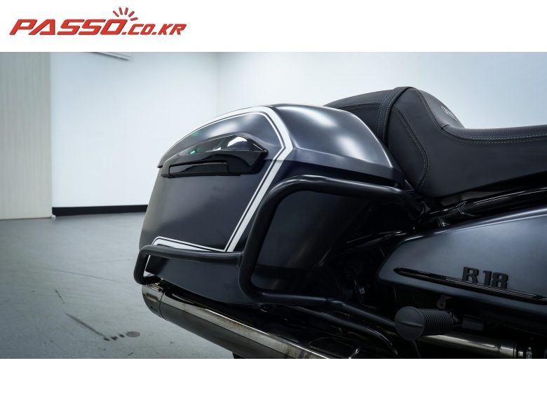 2024 BMW R 18 록테인 사진 14