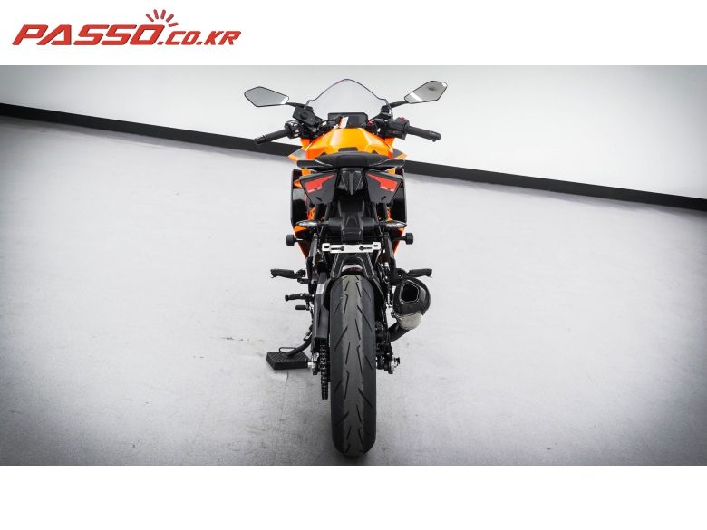 2022 KTM RC 390 사진 3