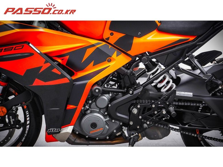 2022 KTM RC 390 사진 5