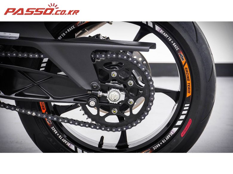 2022 KTM RC 390 사진 11