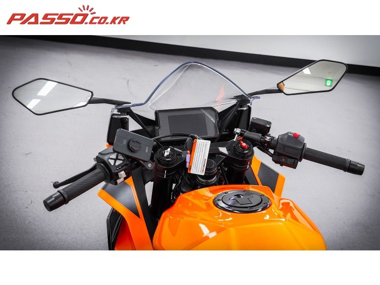 2022 KTM RC 390 사진 14