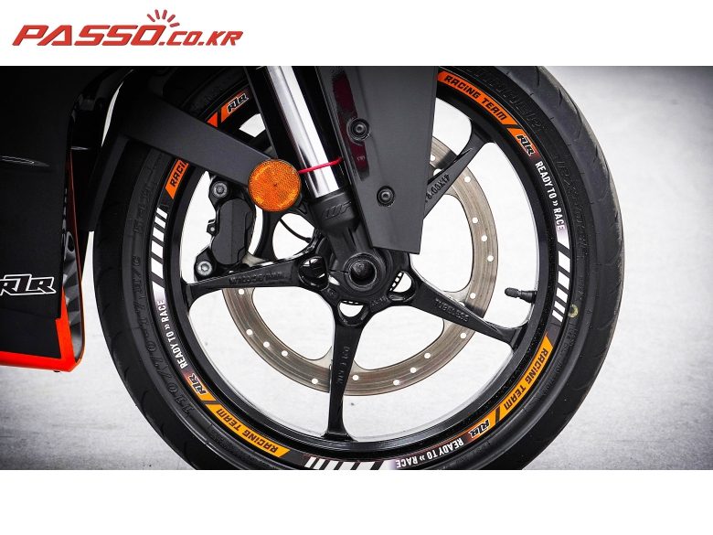 2022 KTM RC 390 사진 16