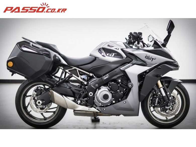 2025 스즈키 GSX S 1000 GT 사진 1
