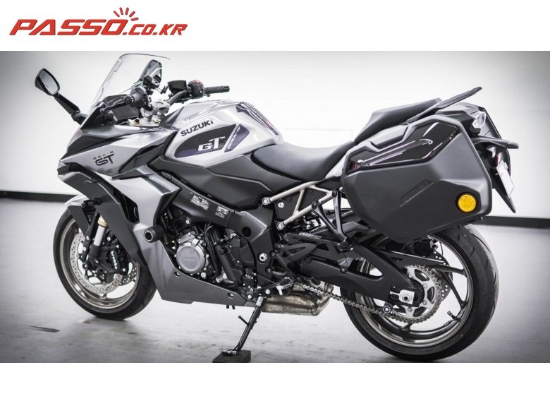2025 스즈키 GSX S 1000 GT 사진 4
