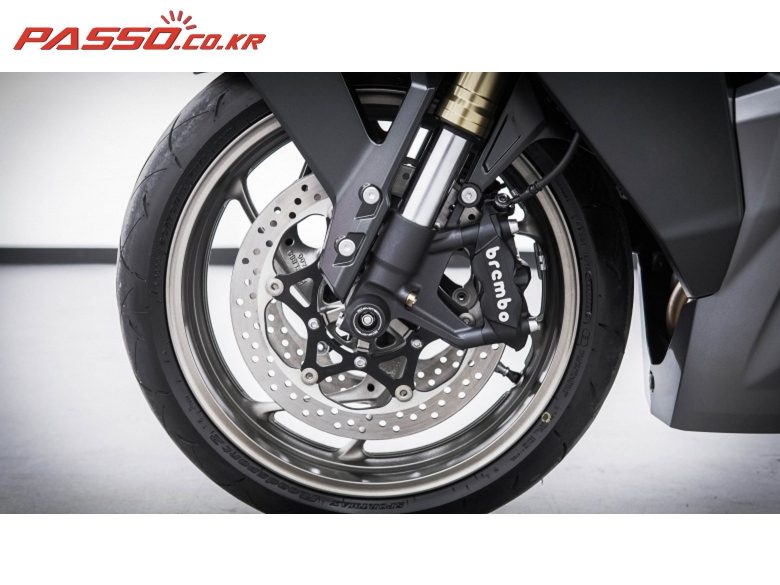 2025 스즈키 GSX S 1000 GT 사진 6
