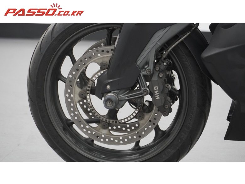 2012 BMW K 1300 R 사진 6