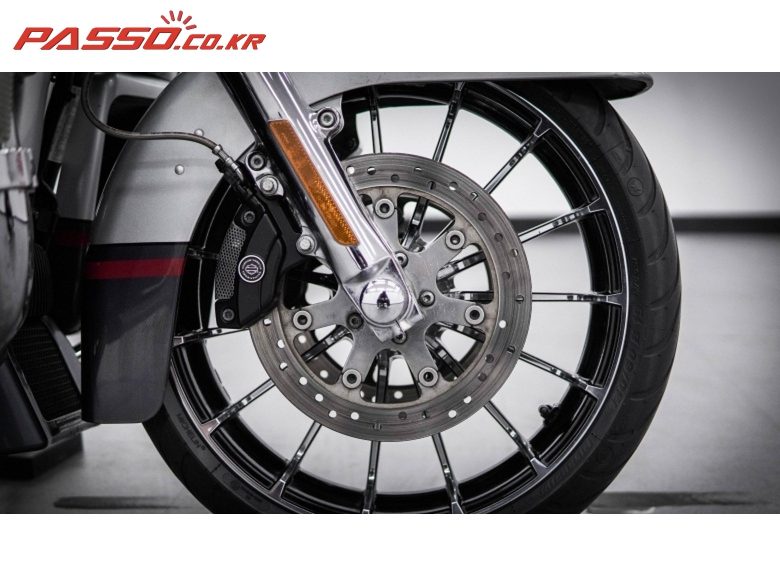 2019 할리데이비슨 CVO 스트리트 글라이드 사진 15